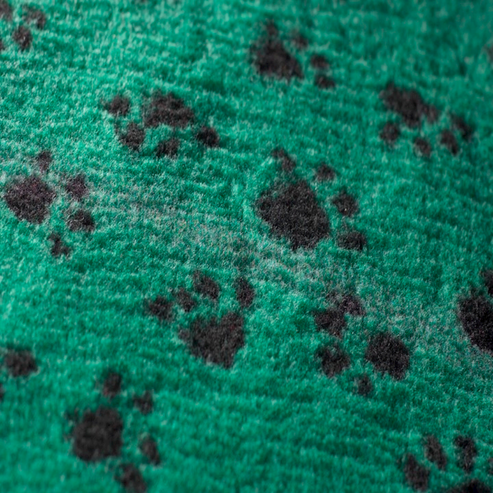 Active Non-Slip Vet Bedding Green Paws